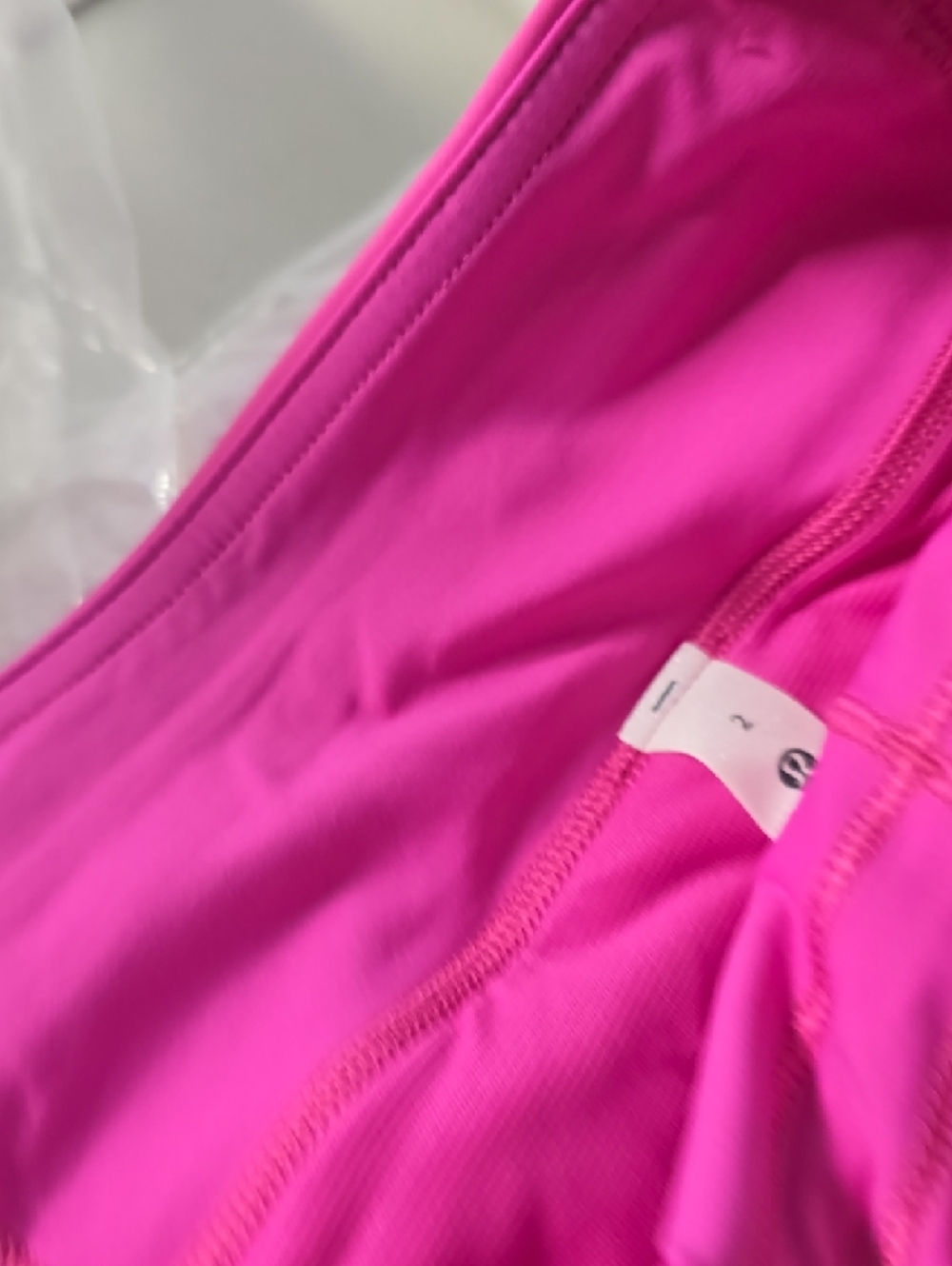 lululemon athletica Hot Pink Women’s Athletic Shorts - Picture 3 of 3
